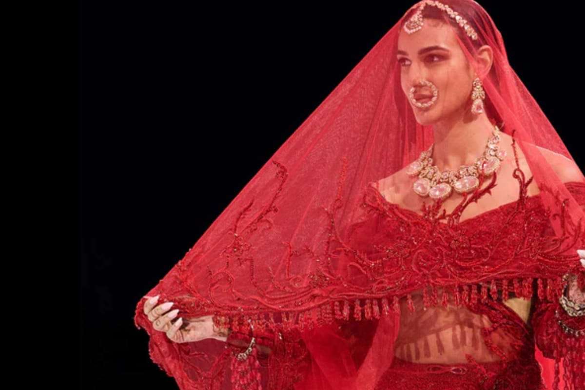 Is the Red Lehenga Out Of Fashion Or Still The Heart Of Indian Brides?