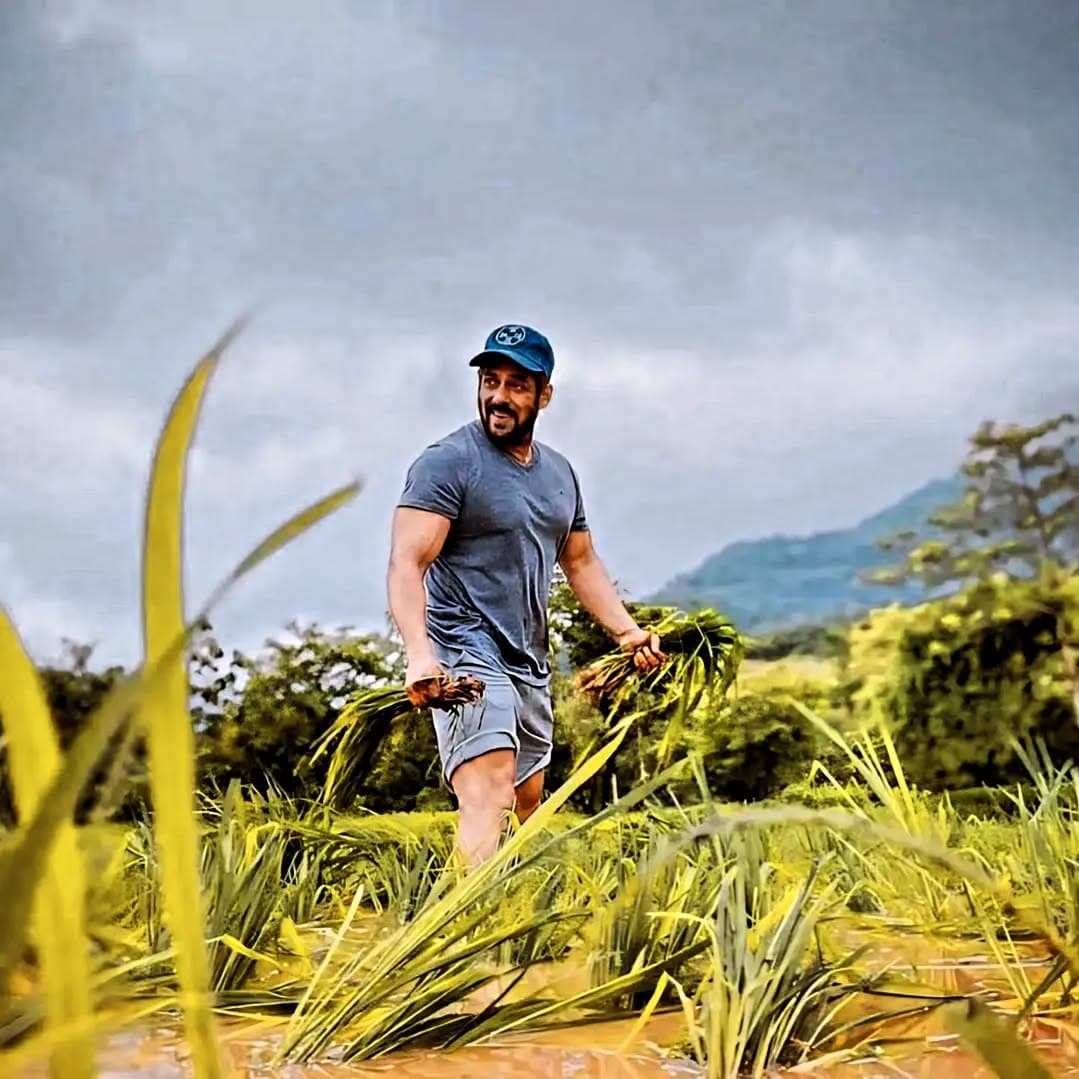 7 Bollywood Actors Who Own Farmhouses Near Mumbai