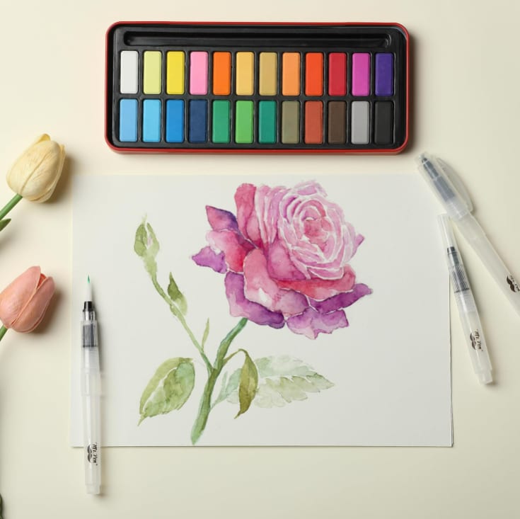 Unlike regular sketch pens, watercolour pens allow you to blend colours using water or a blending brush for that gradient effect. Unlike regular sketch pens, watercolour pens allow you to blend colours using water or a blending brush for that gradient effect.