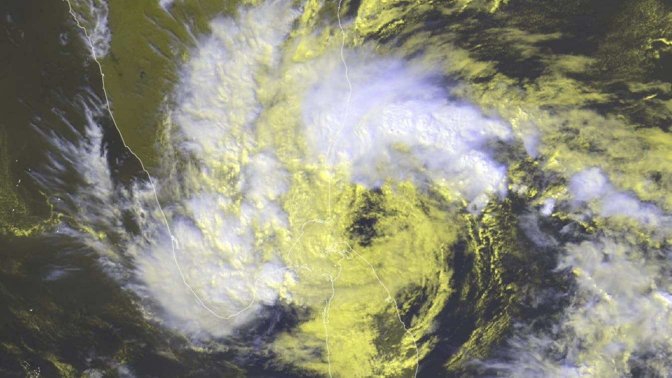 चक्रवात के नाम छोटे (आठ अक्षर या उससे कम), कहने में आसान, सांस्कृतिक रूप से सार्थक और स्वर में तटस्थ होने चाहिए। एक बार नाम का उपयोग हो जाने के बाद, इसे स्थायी रूप से हटा दिया जाता है और भविष्य के तूफानों के लिए इसका पुन: उपयोग नहीं किया जाता है।