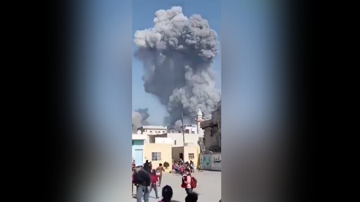 Video Shows Syrian Students Fleeing After Ammo Depot Blast Sends Plumes Into The Sky, Killing 5