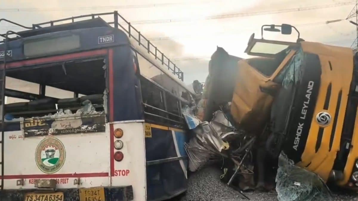 19 Dead, Including 10 Women, After RTC Bus Collides With Truck In ...