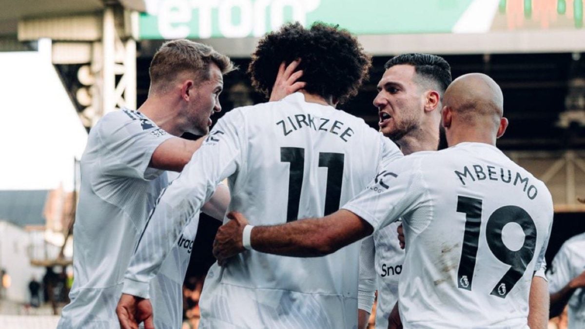 Premier League: Zirkzee, Mount Inspire Manchester United's Rally At Crystal Palace