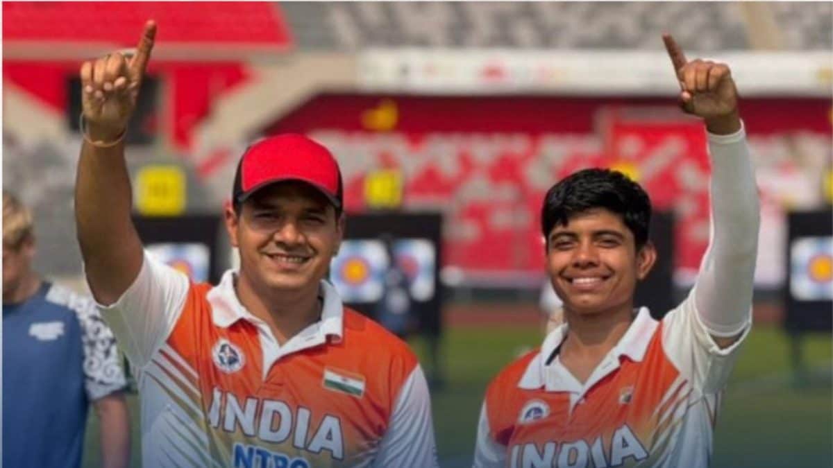 Finals Bow! India Duo Of Abhishek Verma, Deepshikha Guarantee Medal Asian Archery Championships With...