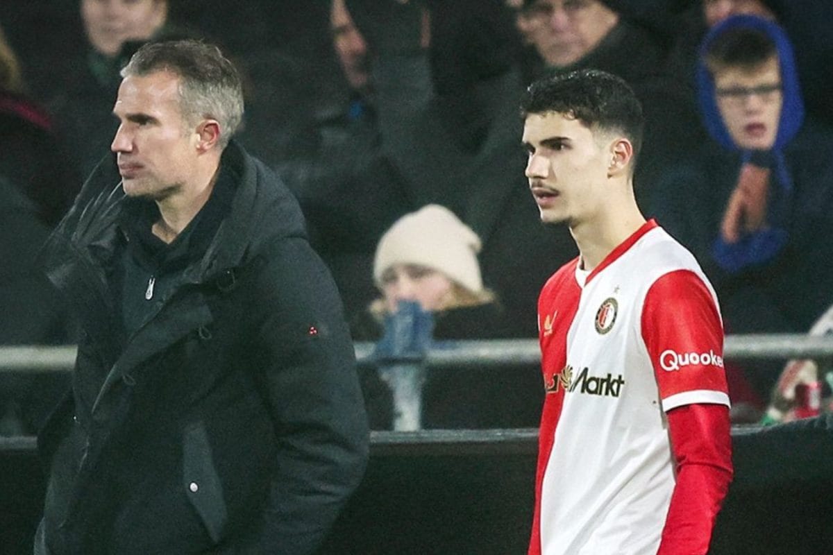 Runs In The Blood! Robin Van Persie Hands Son Shaqueel Feyenoord Debut