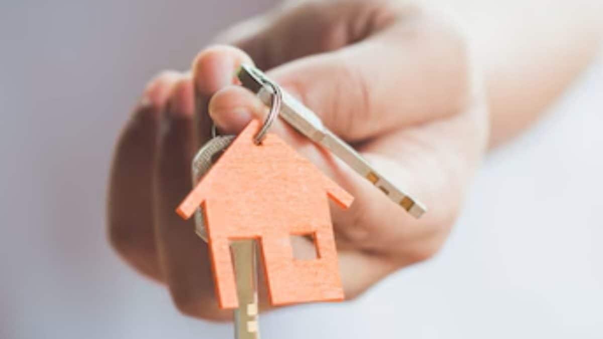 Think Property Always Appreciates? This Real Estate Advisor Says, Think Again