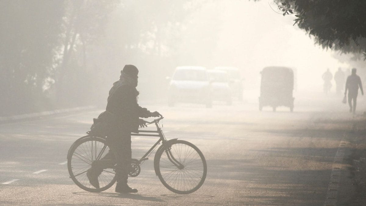 Delhi Remains Shrouded In Toxic Haze, Air Quality ‘Severe’ In Most Areas; Visibility Drops