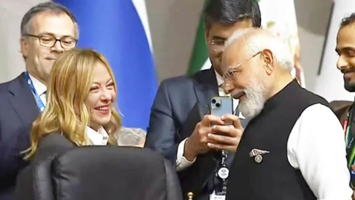 PM Modi, Italy’s PM Meloni Share Light Moment At G20 Johannesburg | Watch