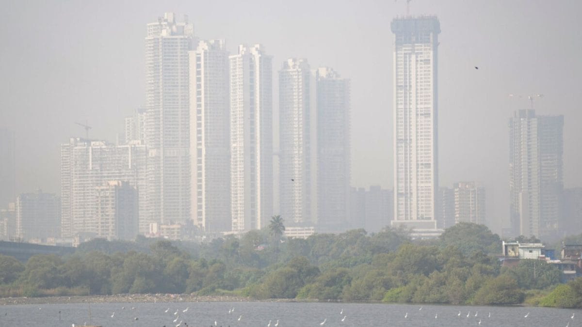 Prominent Bollywood Family Bets Big On Mumbai Realty, Buys 7 Units For Rs 27 Crore