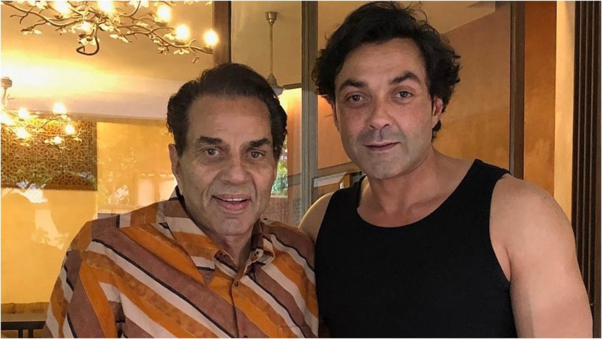 Dharmendra Passes Away: When Bobby Deol Revealed He ‘Couldn’t Handle’ Watching His Dad’s Death Scene In RARKPK | Bollywood News Dharmendra Passes Away: When Bobby Deol Revealed He ‘Couldn’t Handle’ Watching His Dad’s Death Scene In RARKPK | Bollywood News