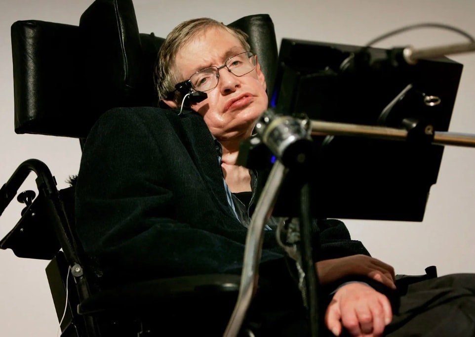  “Work gives you meaning and purpose, and life is empty without it.”: Hawking believed that staying mentally and physically engaged is vital for fulfillment. Work—whether it’s professional, creative, or personal projects—keeps us focused, motivated, and connected to the world. Without it, even life’s comforts can feel hollow.