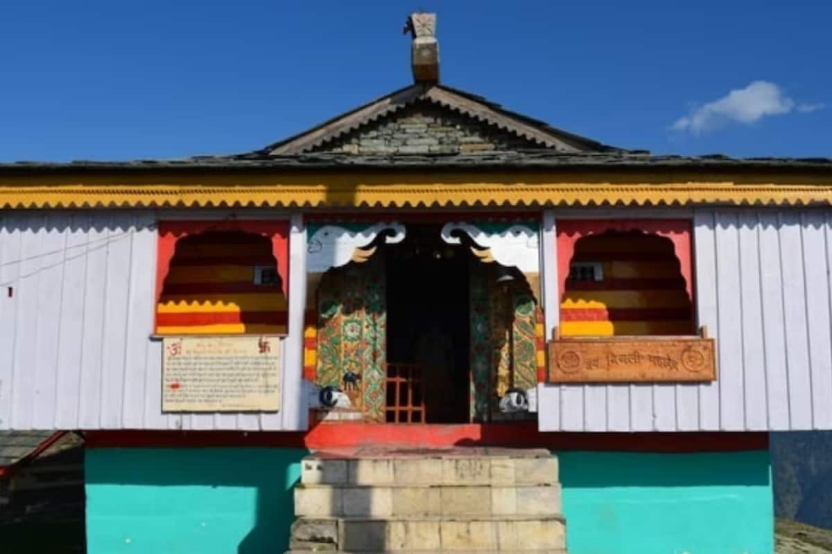 Bijli Mahadev Temple: Where Lightning Breaks The Shivling Every 12 Years And It Rejoins!