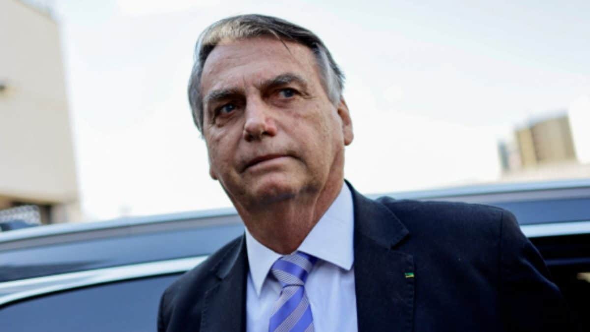 Police Arrest Brazil Ex-President, Trump Ally Bolsonaro For Trying To Flee Country