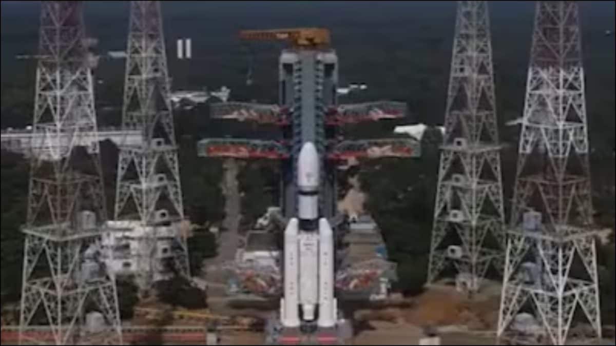 ISRO Launches Its Heaviest Communication Satellite Onboard 'Bahubali' Indian Rocket