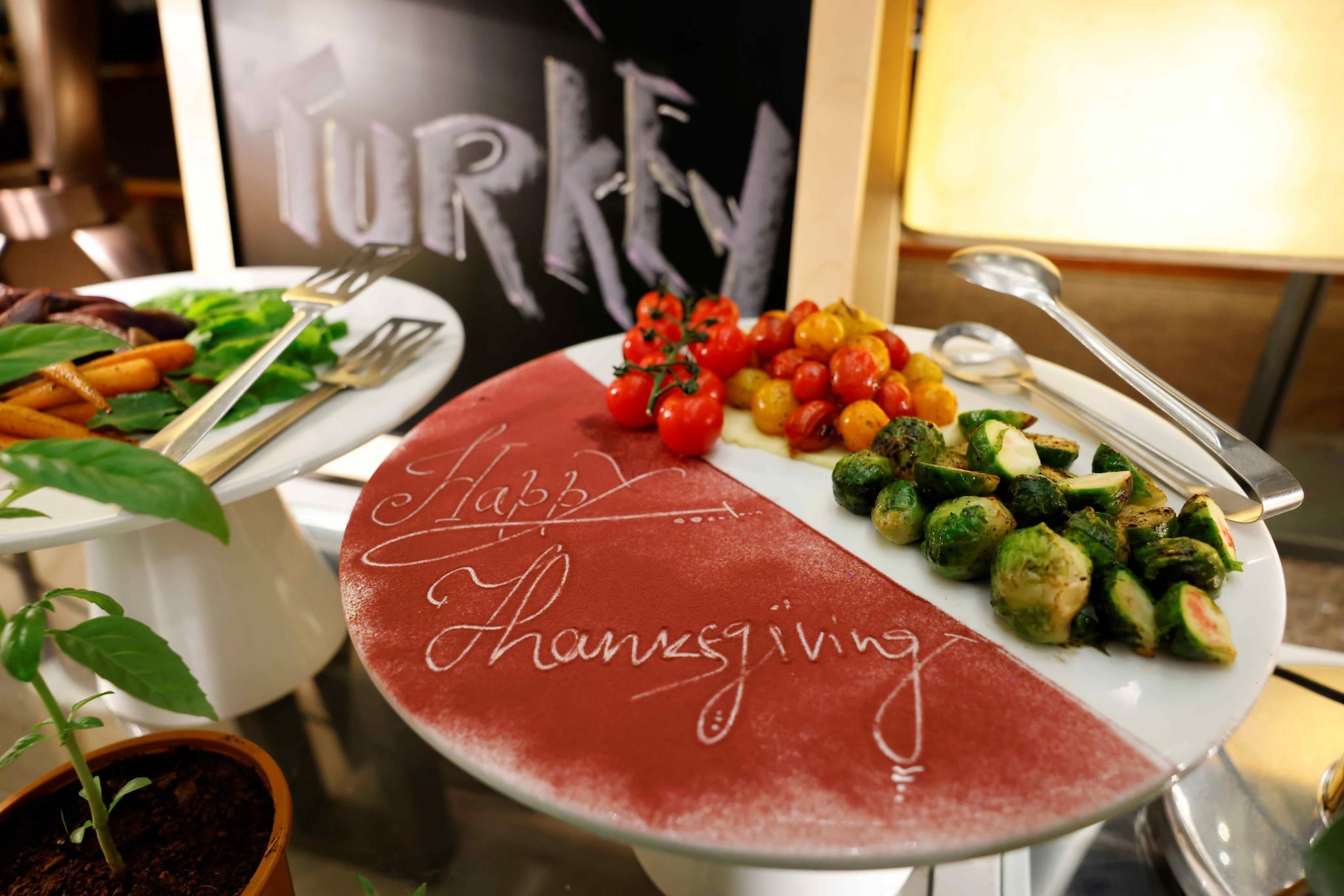 Thanksgiving 2025: The Ultimate Guide To Festive Dining Across India