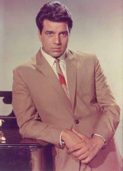 Why Dharmendra Will Always Be Bollywood’s He-Man | A Heartfelt Tribute