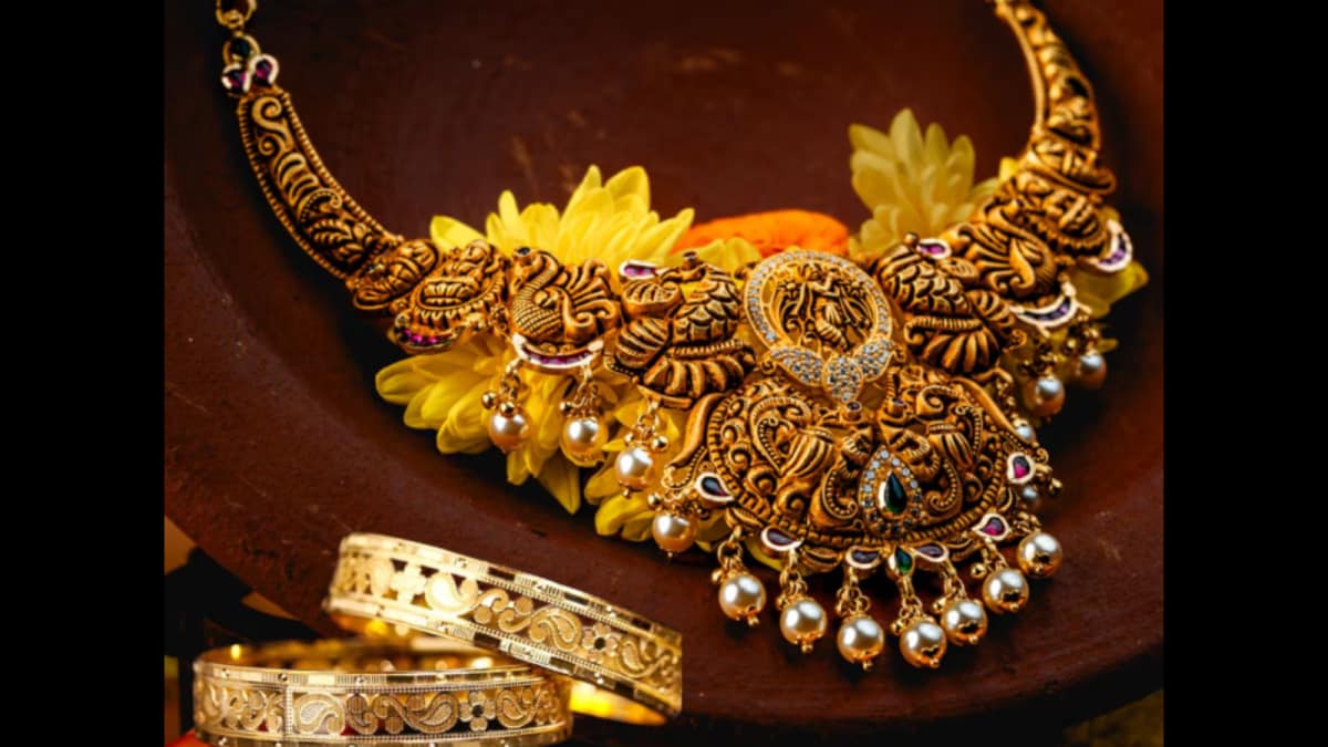 If You Invest Rs 5 Lakh In Gold Now, Here’s What It May Grow Into By 2030