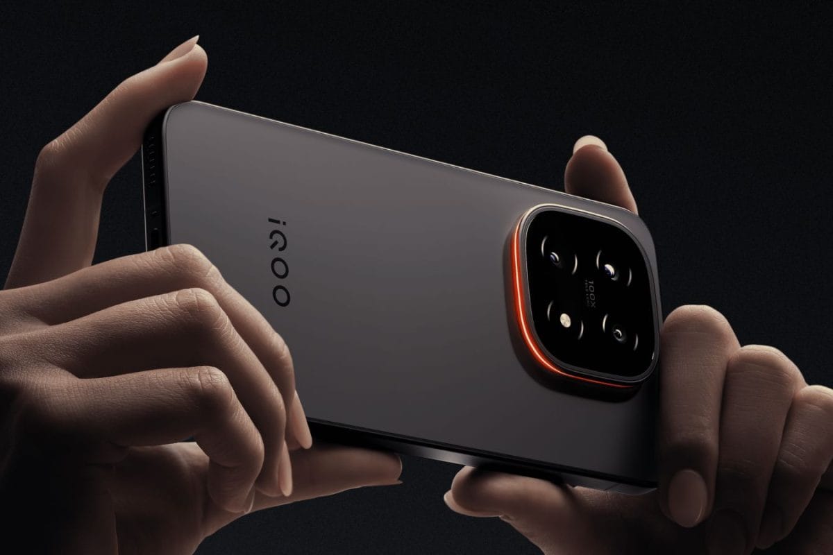 iQOO 15 With 50MP Triple Camera And 7,000mAh Battery Launched In India: Price, Specs