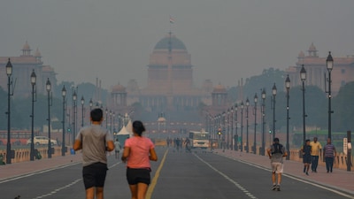 Delhi’s AQI remains in the 'very poor' category. (File photo)