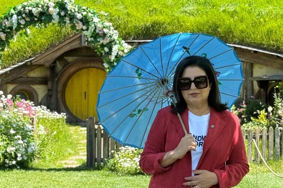 Farah Khan Pays Visit To The Hobbit's Bilbo Baggins's Home in New Zealand