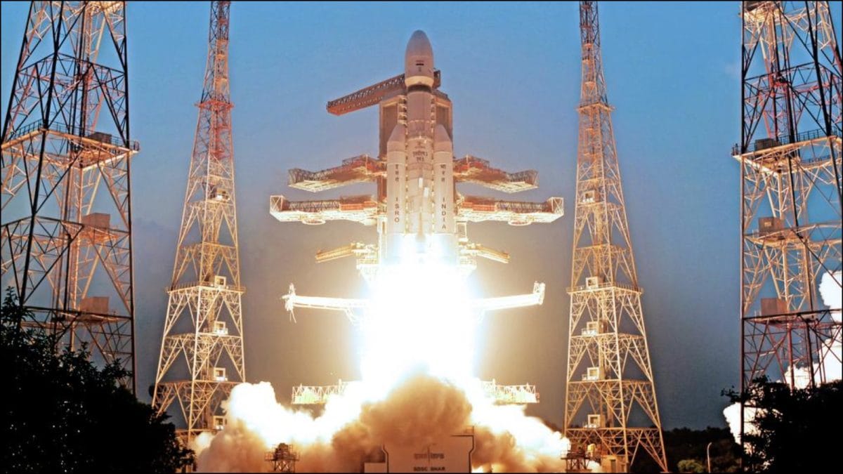 India Hits New Space Milestone By Launching Heaviest Satellite On 'Bahubali' Rocket | Top Points