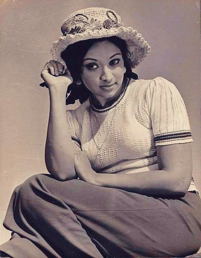 Her busy schedule in the South kept her fully occupied, and she felt Hindi scripts that did not offer the kind of strong, female-driven roles. Her busy schedule in the South kept her fully occupied, and she felt Hindi scripts that did not offer the kind of strong, female-driven roles.