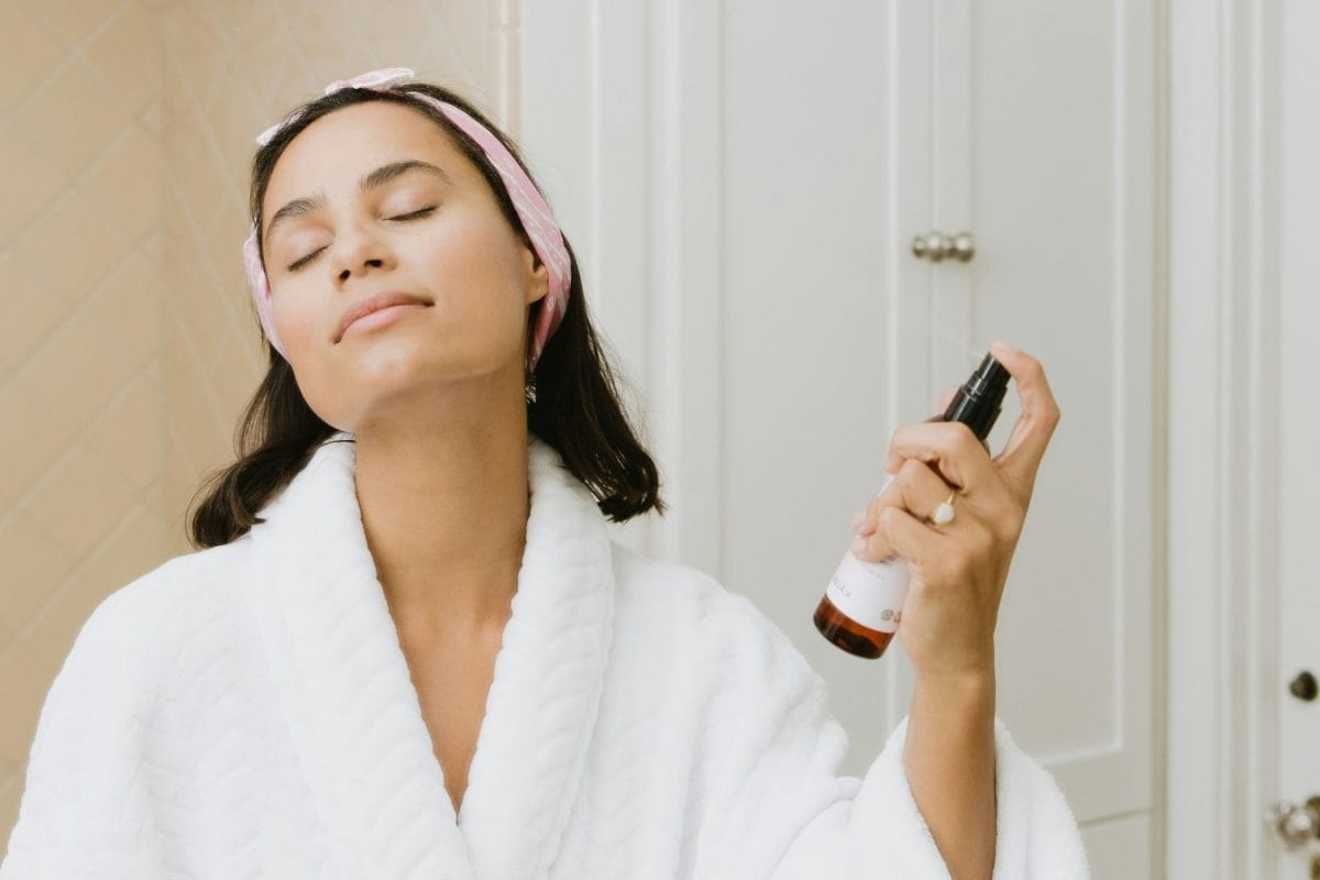 What's Skinimalism? Skincare With High Quality Products Over 10 Step Routine