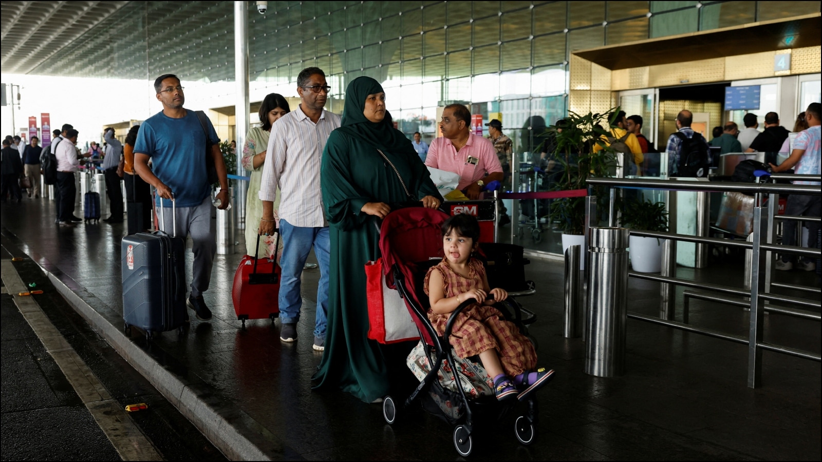 You are eligible for accommodation only if the disruption is within the airline’s control. Example: crew shortage, technical issues, and operational mismanagement. You are eligible for accommodation only if the disruption is within the airline’s control. Example: crew shortage, technical issues, and operational mismanagement.