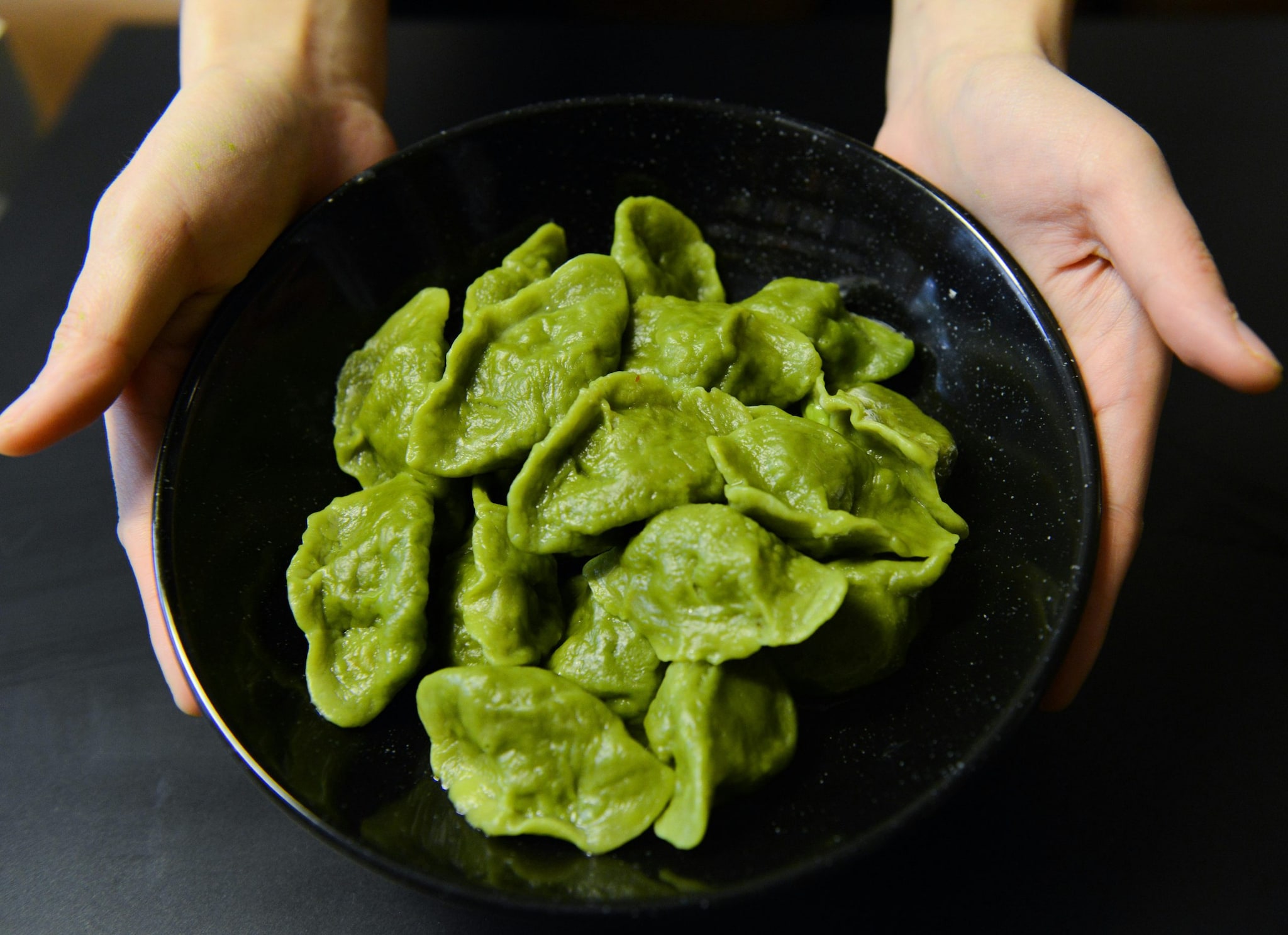 Shape: Momos are usually round or half-moon shaped, while dumplings come in a wider variety — crescent, pleated, or even open-top. Shape: Momos are usually round or half-moon shaped, while dumplings come in a wider variety — crescent, pleated, or even open-top.
