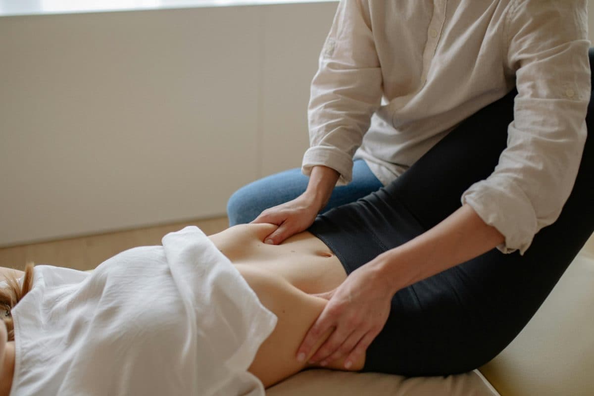 Dealing With Gas Regularly? Belly Massages Can Ease Bloating Finds Research