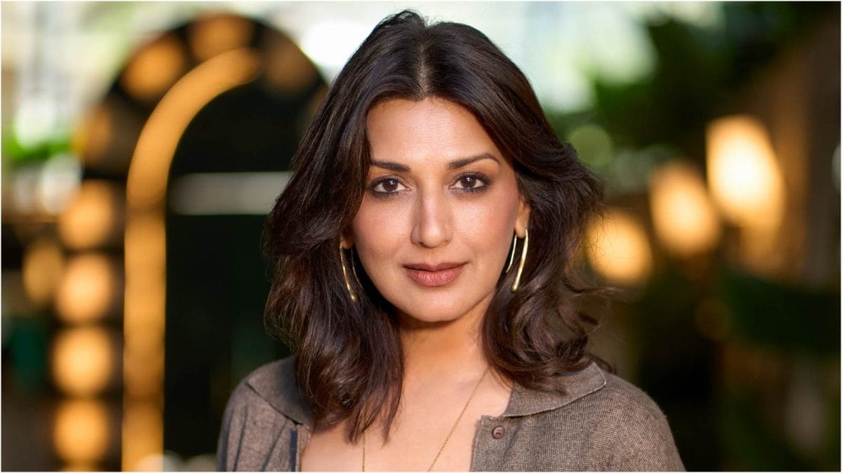 Sonali Bendre's Early Dinner Habit