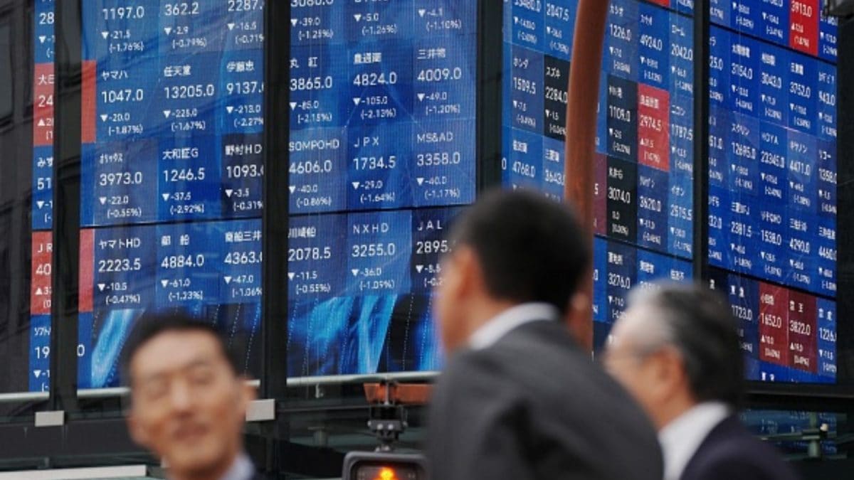 Market Crash Or Market Chat? Why Fear Is Rising Even When The Economy Isn’t In Trouble | Business News Market Crash Or Market Chat? Why Fear Is Rising Even When The Economy Isn’t In Trouble | Business News