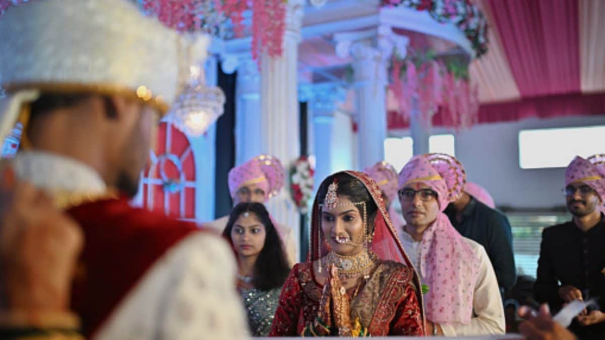 Want A Dream Wedding In 2026? Here’s How To Build Your Fund Before It’s Too Late