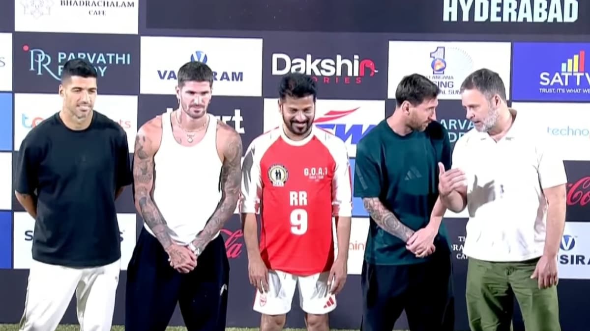 Rahul Gandhi Joins Lionel Messi’s GOAT India Tour In Hyderabad, Shares Frame At Stadium | India News Rahul Gandhi Joins Lionel Messi’s GOAT India Tour In Hyderabad, Shares Frame At Stadium | India News