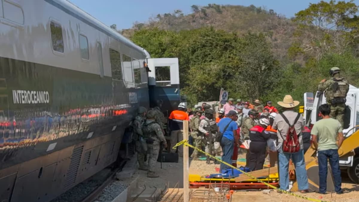 13 Dead, 98 Injured After Train Derails In Mexico