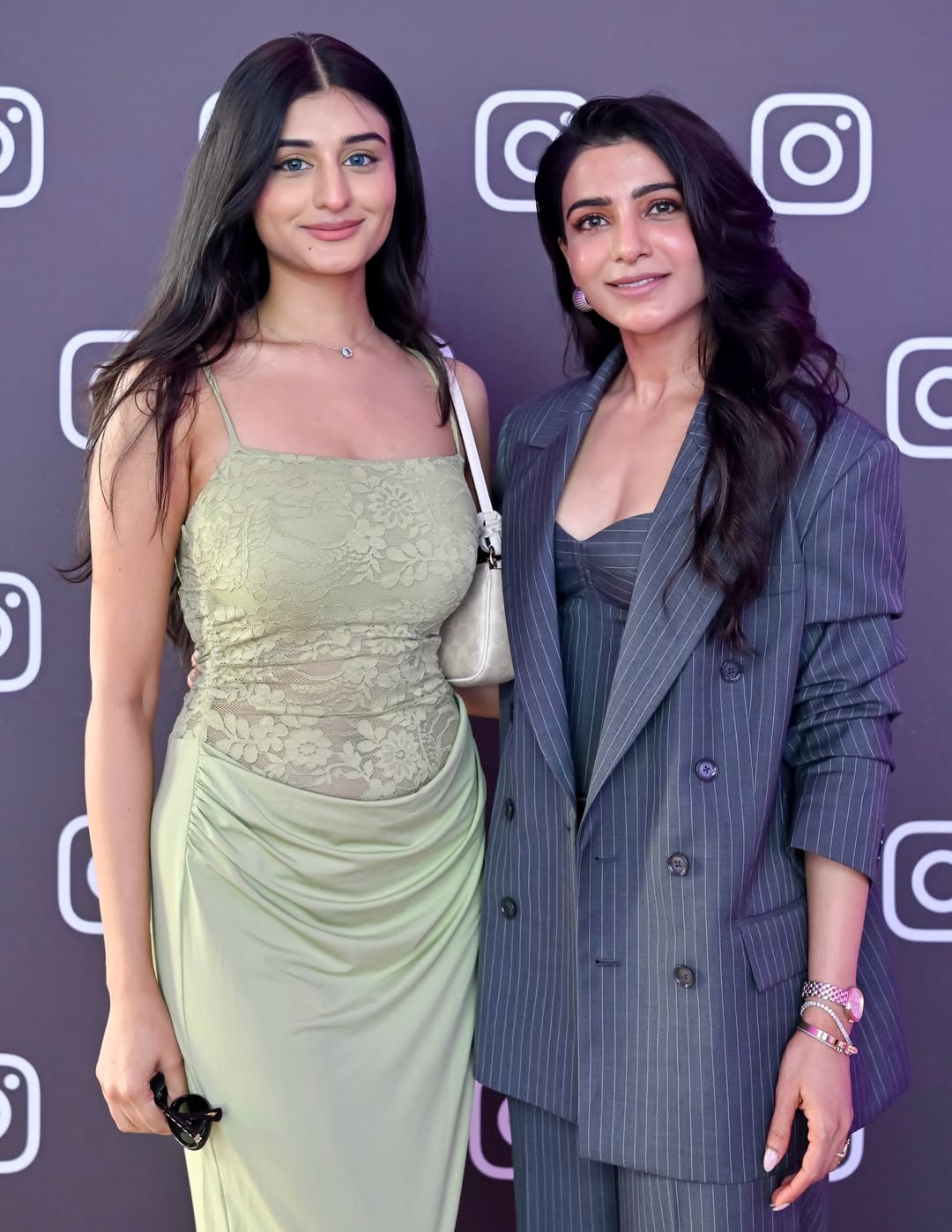 Her reach is not limited to gaming alone. Payal has also interacted with several film personalities and her social media accounts feature pictures with celebrities such as Farah Khan, Samantha Ruth Prabhu and Naga Chaitanya.