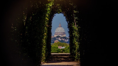 Three countries, one glance- By peeking through a keyhole, every traveller can experience three countries at once without crossing a single border. Located on Rome’s Aventine Hill, this iconic spot has returned to the spotlight after being featured in the Netflix series Emily in Paris, where Marcello takes Emily to the famed destination.