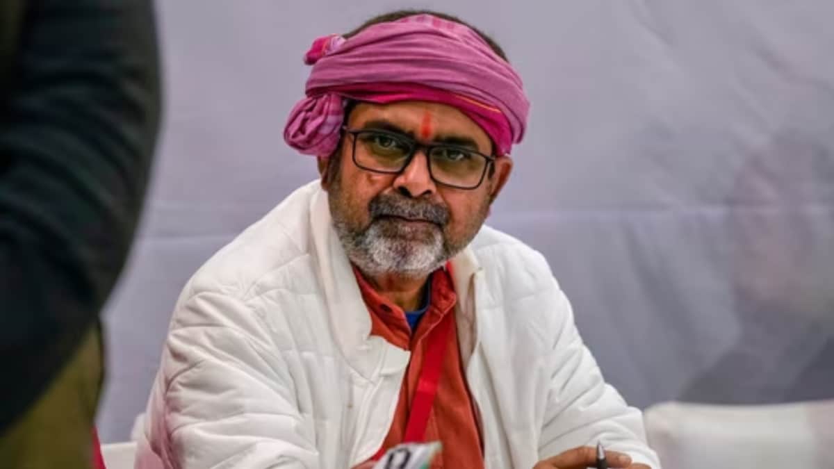 UPSC Teacher And AAP Leader Avadh Ojha Quits Politics Months After Poll Loss