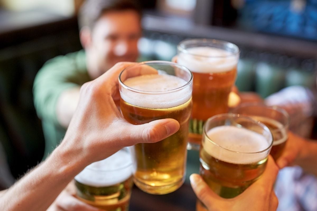Do Not Mix Alcohol With These Foods: Doctors Flag Harmful Combinations After Beer, Wine Or Whisky