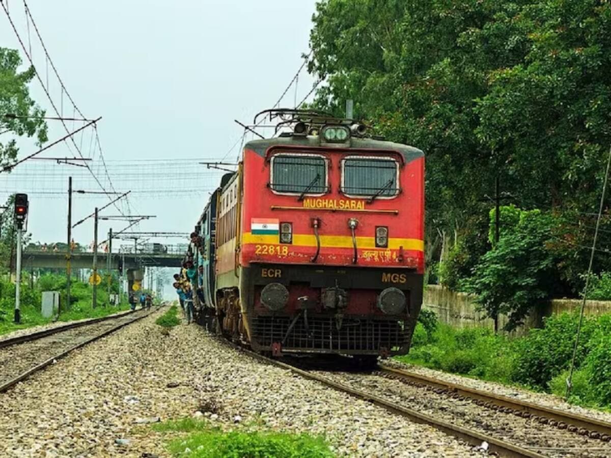 senior citizen will get 50 percent discount on train ticket Budget 2026 benefit 