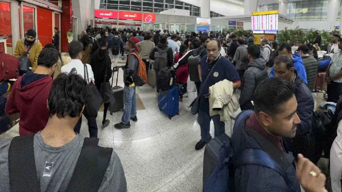 Passengers Accuse Air India Of Flight Cancellations, Long Baggage Queues Amid Smog Delays