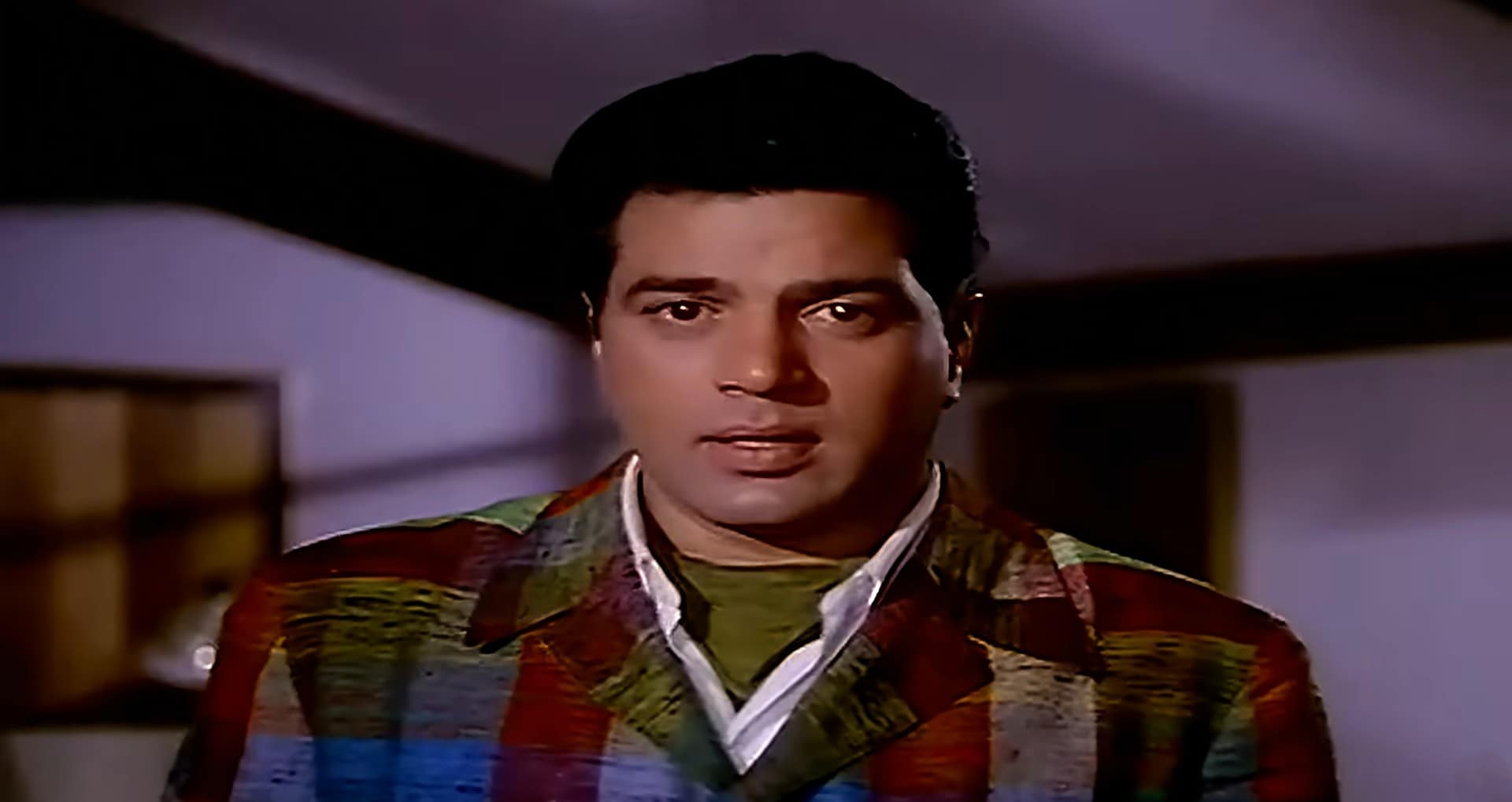 This 1968 Blockbuster Made Dharmendra Bollywood’s First Spy Hero, Guess The Film
