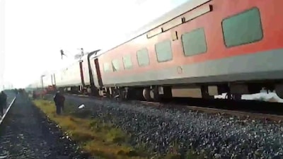 Elephants Killed as Delhi-Bound Rajdhani Express Derails in Assam; Five Coaches Affected