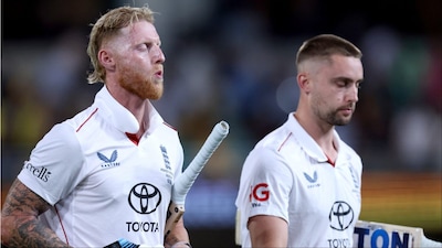 Australia vs England Live Cricket Score, 2nd Test Day 4: Stay updated with AUS vs ENG Ball by Ball Match Updates, Ashes Highlights and Live Scorecard from Brisbane. (Picture Credit: AFP)