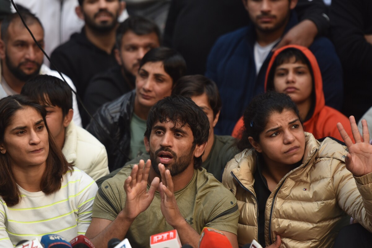 'Champion Haar Maanne Se Haarta Hai': Bajrang Punia Backs Vinesh Phogat After Trials Heartbreak