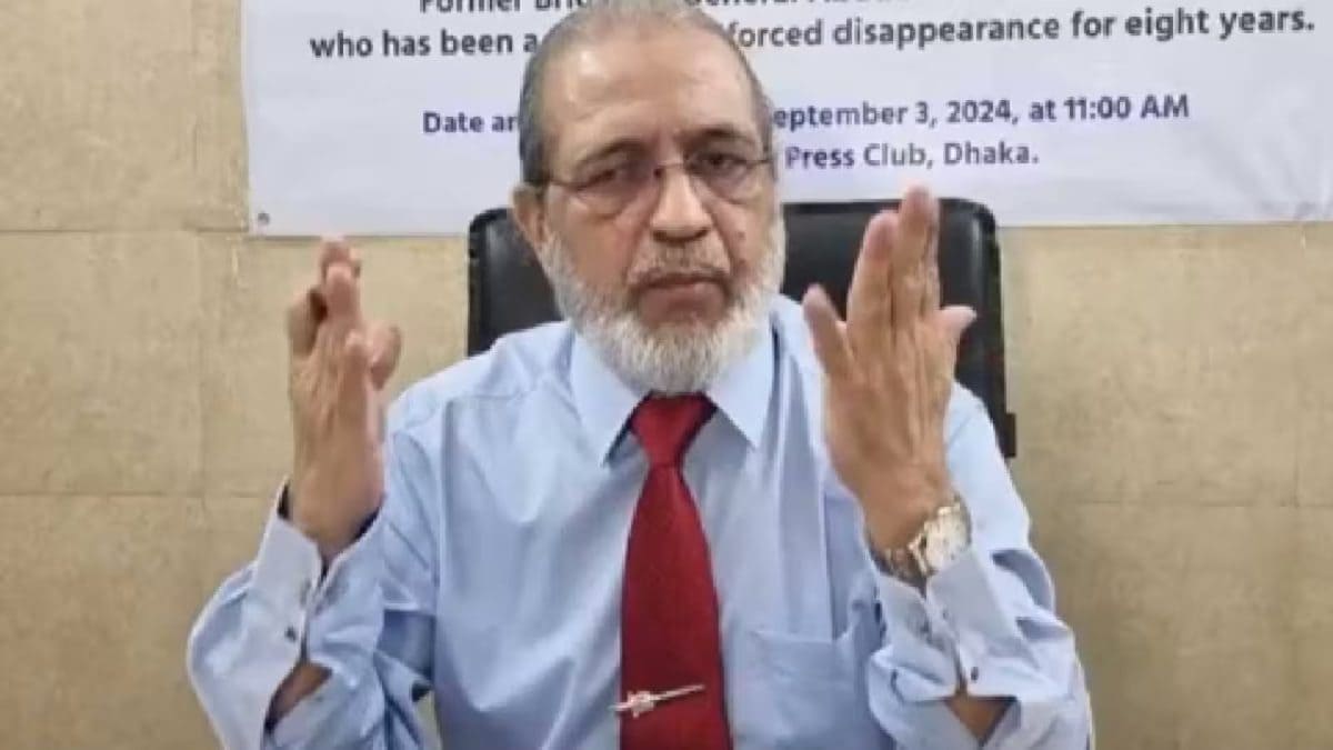 'India Must Break Into Pieces For Peace': Bangladesh's Ex-Army Officer Sparks Massive Row