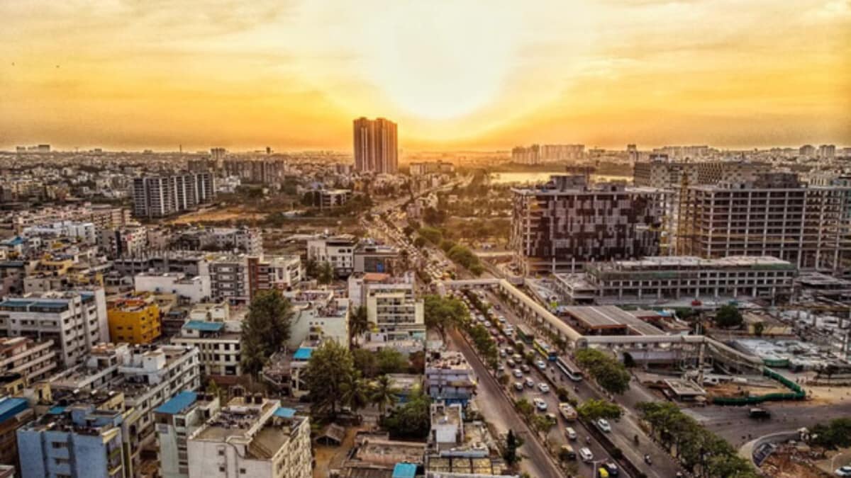 How To Afford A Rs 2 Crore Flat In Bengaluru? Find Out The EMIs, Salary And Support You Need