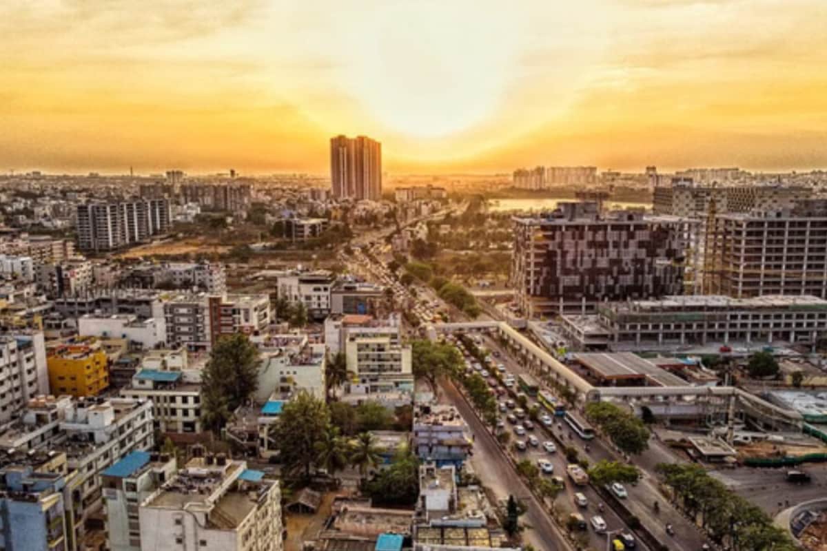 How To Afford A Rs 2 Crore Flat In Bengaluru? Find Out The EMIs, Salary And Support You Need