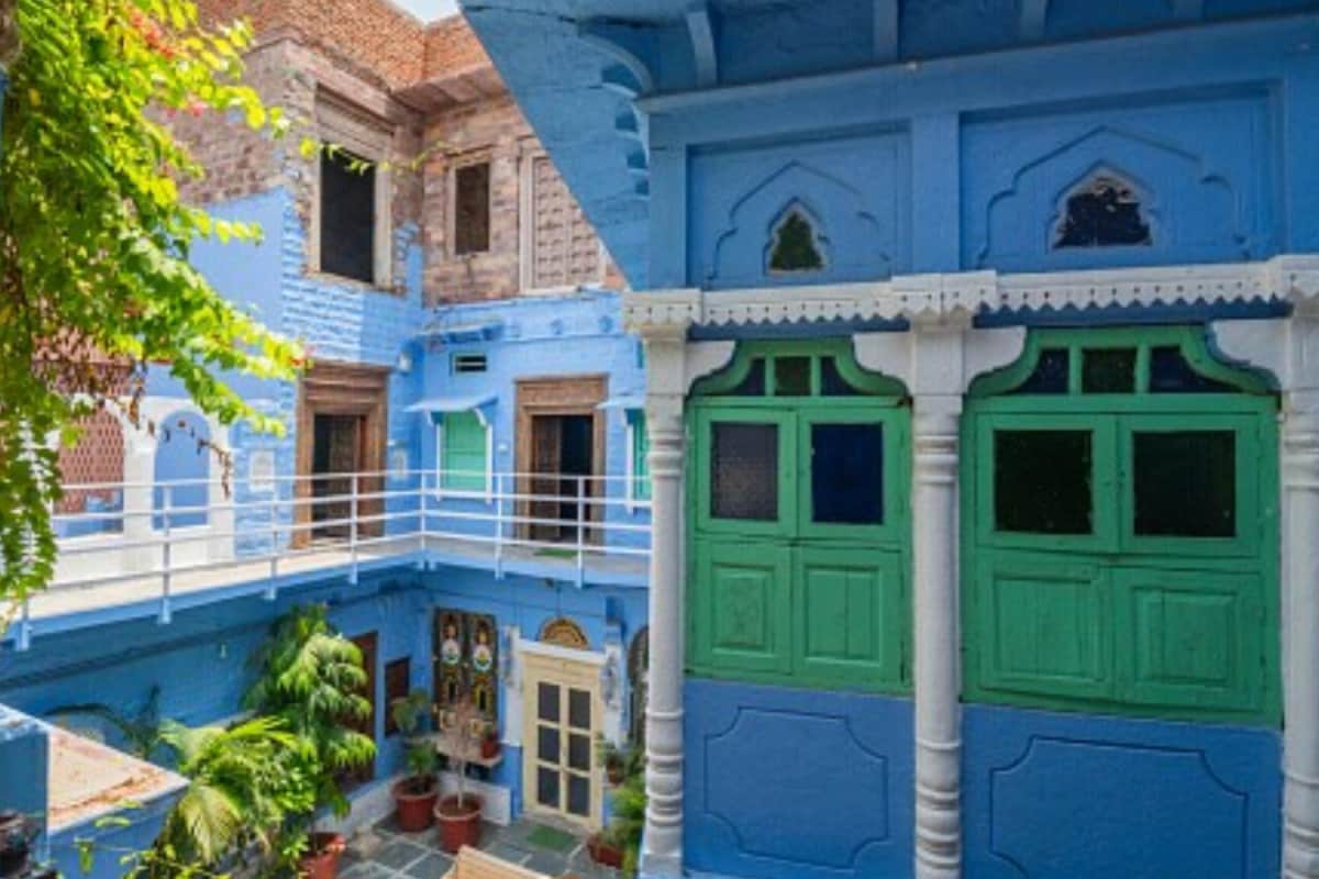 Travelling On A Budget? Save More With These Smart Hacks