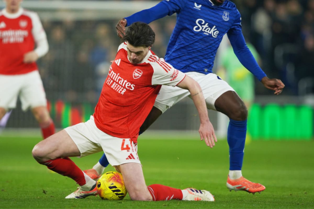 Wayne Rooney Earmarks 26-Year-Old Arsenal Star As England's Next Captain